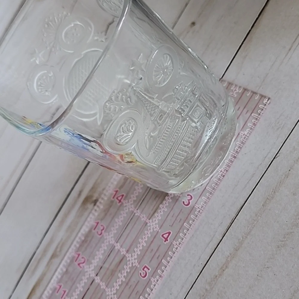 2000 McDonald's Walt‎ Disney world Epcot glass